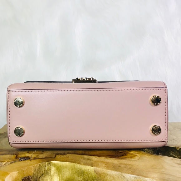 Michael Kors Mindy MD Convertible Satchel - Picture 5 of 8